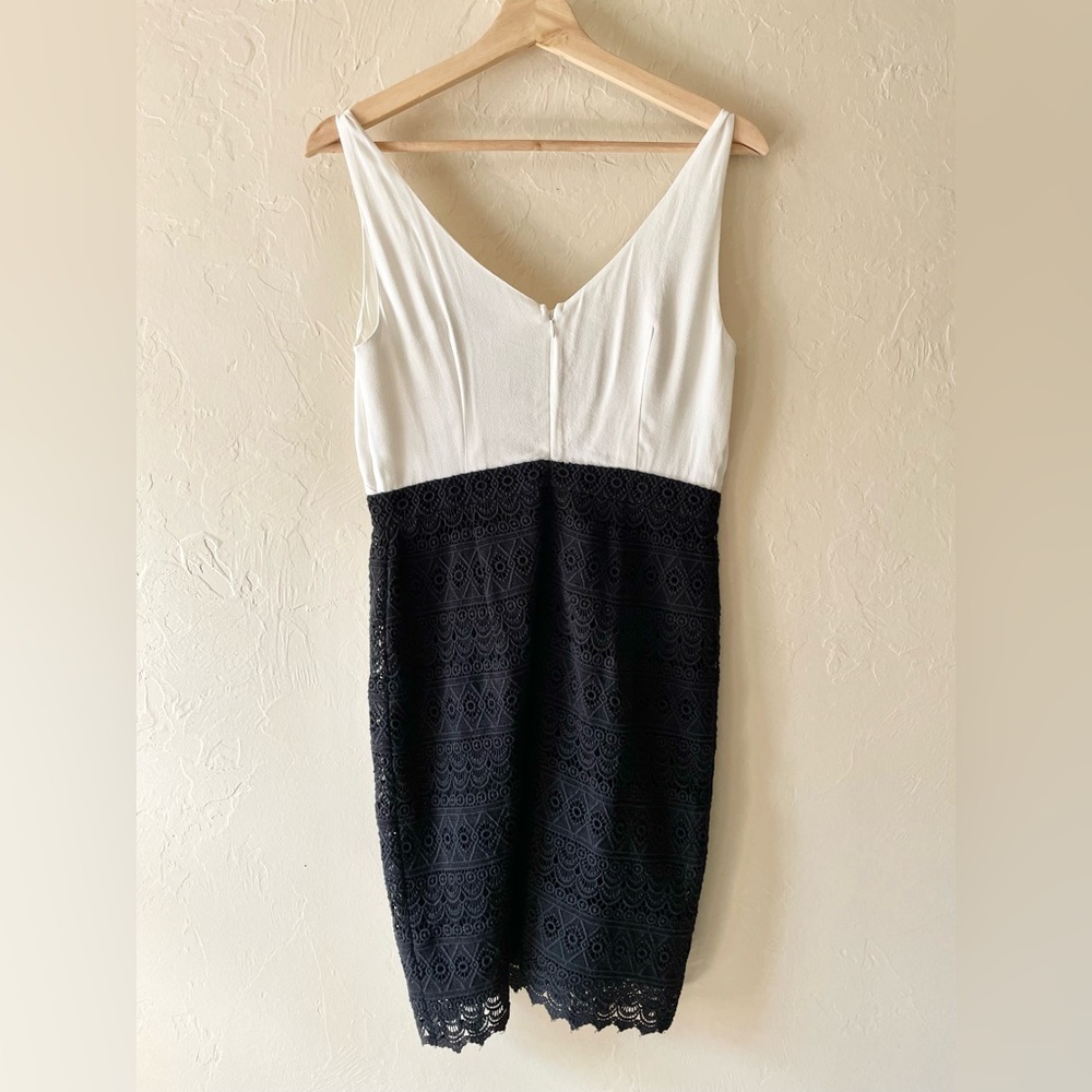 🆕 The Loft Black & White Sleeveless Crochet Dress | 0 - Picture 3 of 8